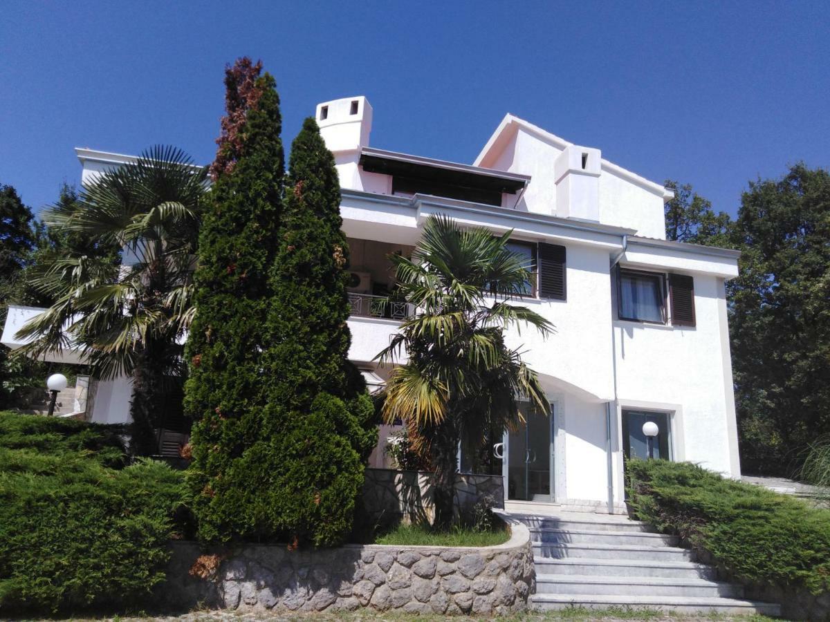 Apartment&Room Romano Матули Екстериор снимка